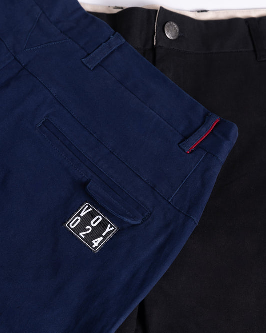 Voyage Bambino Chino Short Navy, close-up detail
