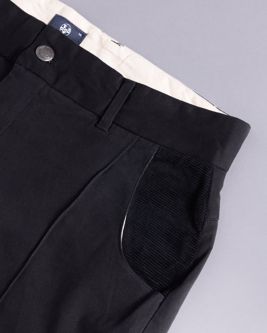 Voyage Super Chino Pant Black, close-up detail